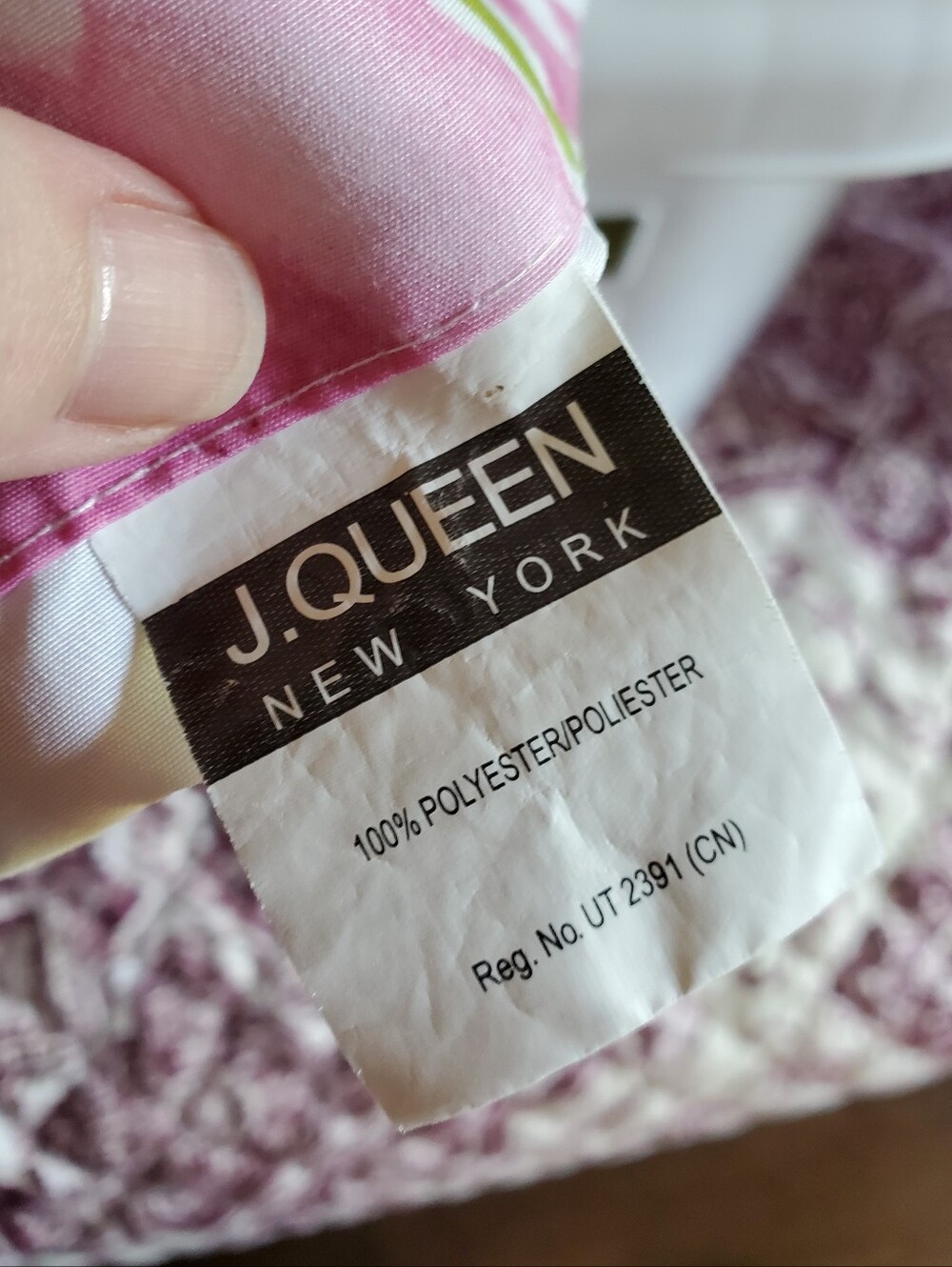 J Queen NY Floral Watercolor Shower Curtain. Approx 72x72. - Picture 2 of 2